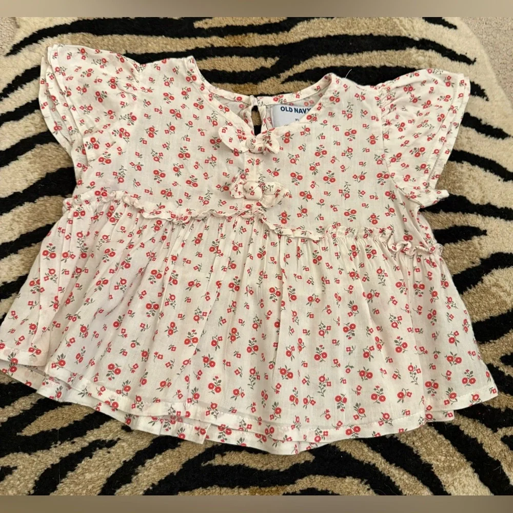 Old Navy Short-Sleeve Ruffled Bow Top for Toddler Girls 3T Gently worn - Picture 4 of 6
